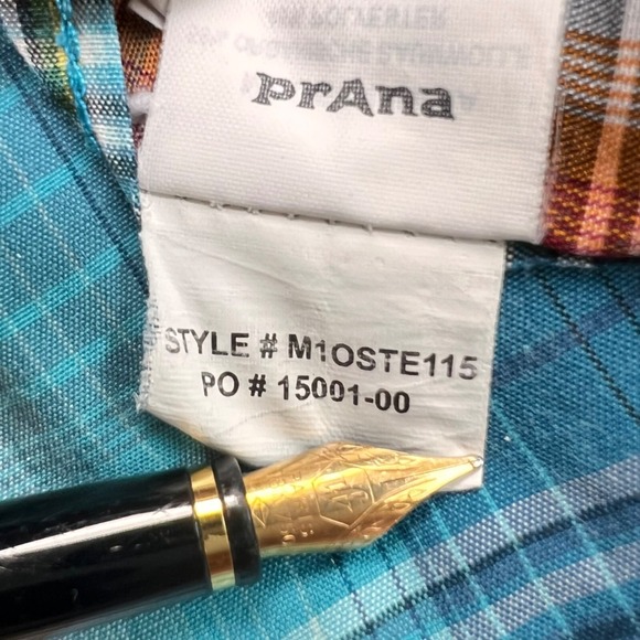 PrAna Short Sleeve Shirt Men's XL‎ Blue Red Plaid Button Up Pockets - Picture 5 of 11